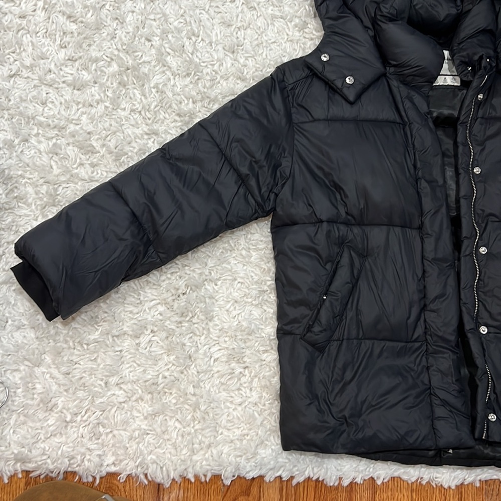 Abercrombie Mid Length Puffer - Picture 3 of 4
